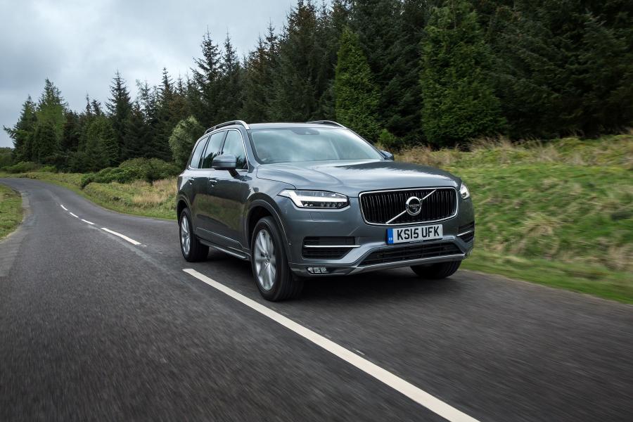 Volvo XC90 D5 Momentum 2015 года  (UK) (фото 5 из 30)